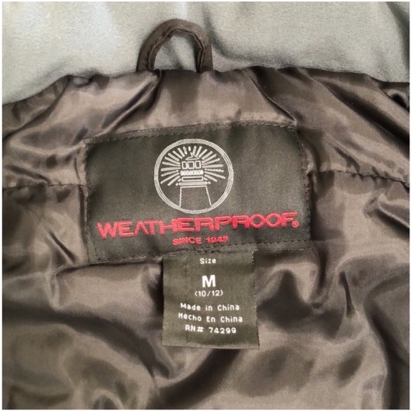 🩸Donating Soon! Weatherproof Jacket - Picture 6 of 7